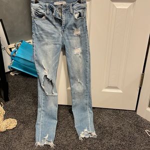 Hidden skinny ripped jean